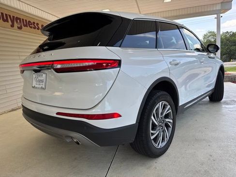 Used 2023 Lincoln Corsair AWD w/ Equipment Group 101A image 7