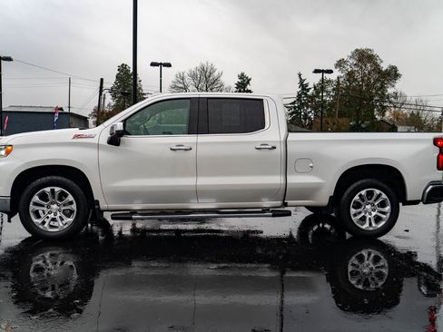 Used 2022 Chevrolet Silverado 1500 LTZ AWD/4WD image 14