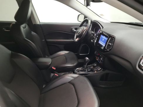 Used 2020 Jeep Compass Latitude AWD/4WD image 21