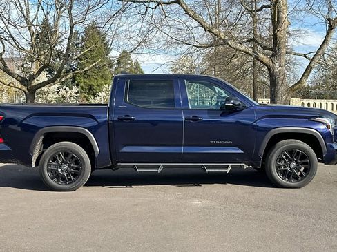 Used 2025 Toyota Tundra Limited image 8