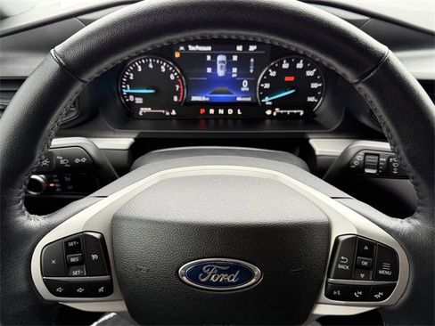 Certified 2023 Ford Explorer XLT image 19