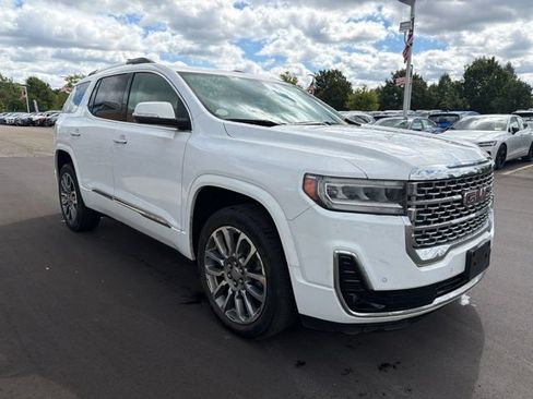 Used 2023 GMC Acadia Denali FWD image 4