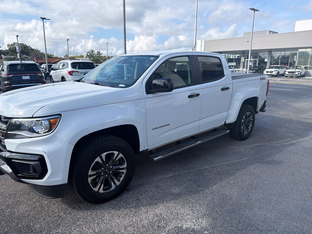 Used 2021 Chevrolet Colorado Z71 w/ Safety Package AWD/4WD image 4