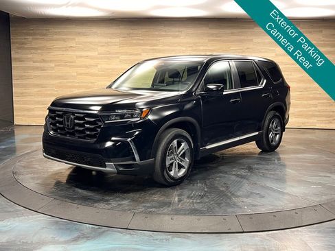 Used 2025 Honda Pilot EX-L image 5