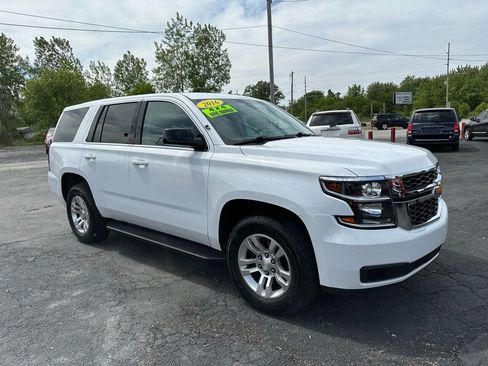Used 2016 Chevrolet Tahoe 4WD w/ Remote Keyless Entry Package image 8