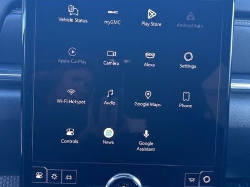 Used 2025 GMC Terrain Elevation image 23