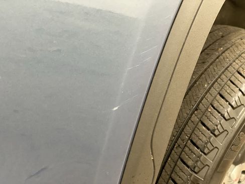 Used 2024 GMC Sierra 1500 SLT image 32