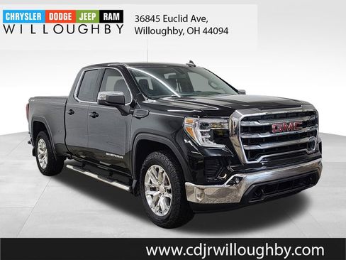 Used 2019 GMC Sierra 1500 SLE w/ SLE Value Package image 3