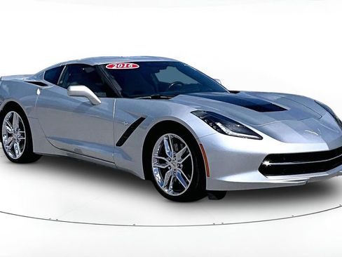 Used 2016 Chevrolet Corvette Stingray Coupe w/ 2LT Preferred Equipment Group image 1