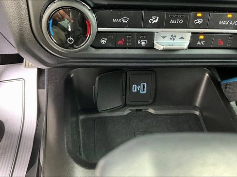 Used 2022 Ford Bronco Wildtrak AWD/4WD image 18