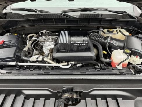 Used 2022 GMC Sierra 1500 SLT AWD/4WD image 31