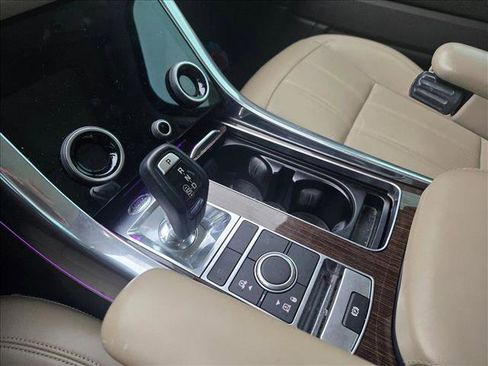 Used 2021 Land Rover Range Rover Sport HSE Silver Edition image 13