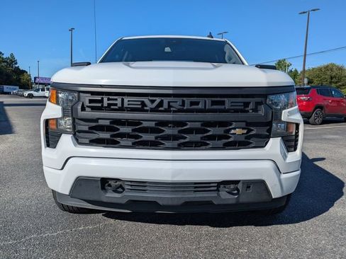 Used 2022 Chevrolet Silverado 1500 Custom AWD/4WD image 8