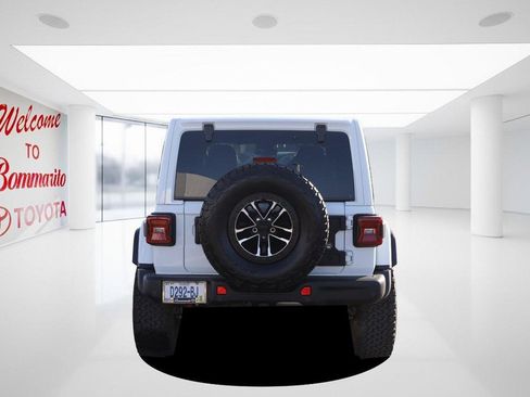 Used 2025 Jeep Wrangler Unlimited Rubicon image 6