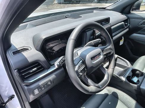 New 2026 GMC Terrain AT4 w/ Convenience Package III image 47