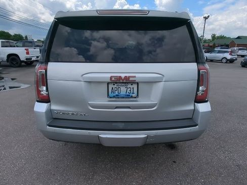 Used 2019 GMC Yukon XL SLT w/ Open Road Package AWD/4WD image 20