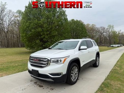 Used 2018 GMC Acadia SLE image 1