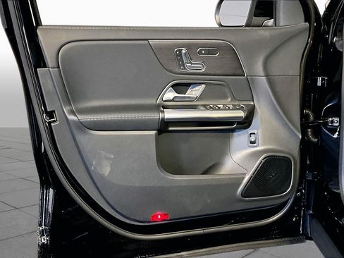 New 2026 Mercedes-Benz GLA 250 4MATIC image 11