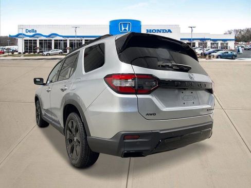 New 2026 Honda Pilot Black Edition image 5