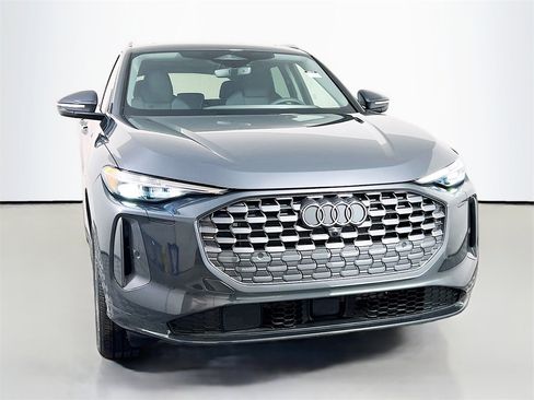 New 2025 Audi Q5 Premium Plus image 2