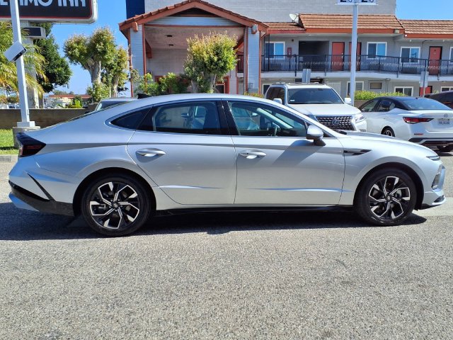 Used 2024 Hyundai Sonata SEL FWD image 19