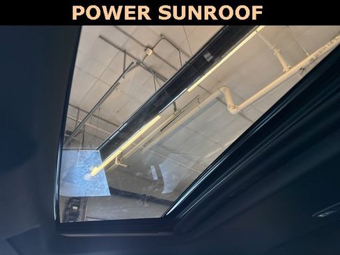 Used 2022 GMC Sierra 1500 AT4 w/ AT4 Preferred Package image 28