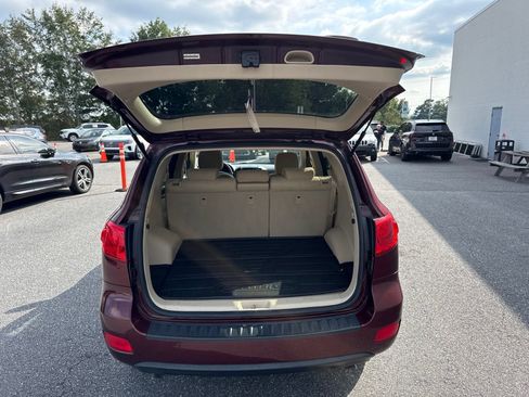 Used 2009 Hyundai Santa Fe GLS FWD image 10
