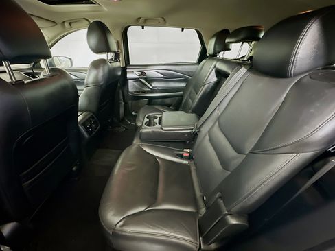 Used 2019 MAZDA CX-9 Touring w/ Touring Premium Package image 29