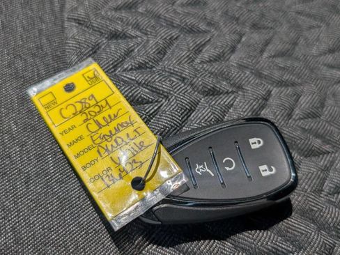 Used 2024 Chevrolet Equinox LT AWD/4WD image 27