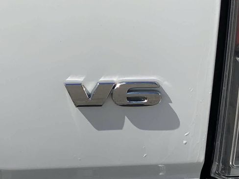 Used 2021 Toyota Tacoma TRD Sport AWD/4WD image 12