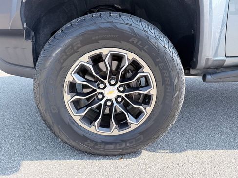 Used 2018 Chevrolet Colorado ZR2 image 33