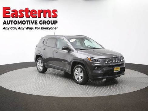 Used 2022 Jeep Compass Latitude AWD/4WD image 52
