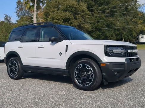 New 2025 Ford Bronco Sport Outer Banks w/ Outer Banks Tech Package+ image 2