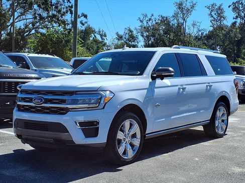 Used 2024 Ford Expedition Max King Ranch image 3