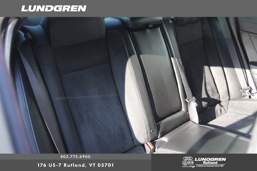 Used 2019 Dodge Charger R/T w/ Plus Group RWD image 22