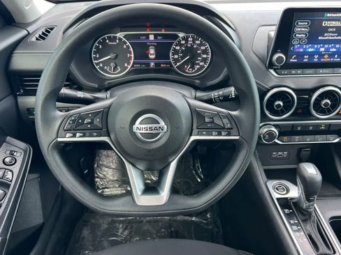 Used 2023 Nissan Sentra SV FWD image 15