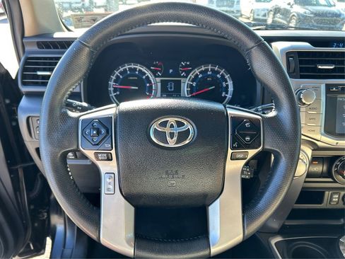 Used 2018 Toyota 4Runner SR5 image 22