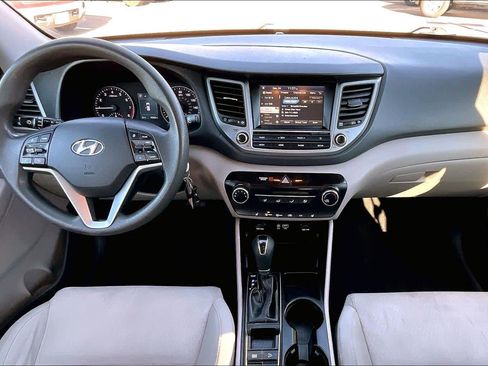 Used 2018 Hyundai Tucson SEL image 14