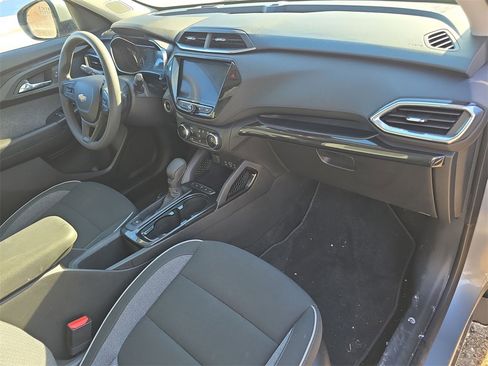 Used 2023 Chevrolet TrailBlazer LT w/ Convenience Package image 30