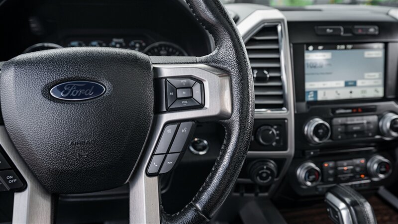 Used 2016 Ford F150 Platinum w/ Equipment Group 701A Luxury AWD/4WD image 30