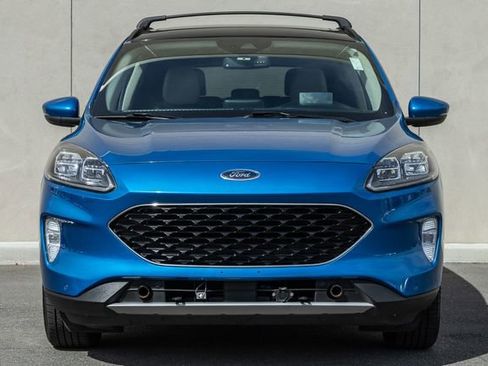 Used 2020 Ford Escape Titanium w/ Titanium Premium Package 2.0 image 2