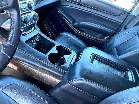 Used 2016 Chevrolet Suburban LT AWD/4WD image 17