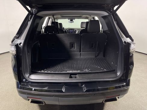 Used 2020 Chevrolet Traverse Premier w/ Redline Edition FWD image 10