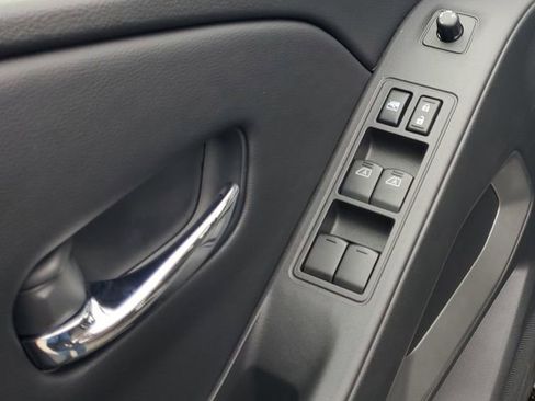 New 2026 Nissan Frontier SV w/ Tow Package image 6