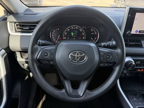Used 2024 Toyota RAV4 XLE FWD image 13