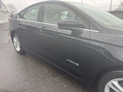 Used 2018 Ford Fusion S FWD image 10