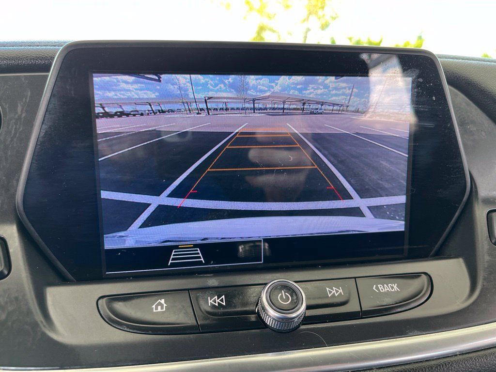 Used 2021 Chevrolet Blazer LT FWD image 23