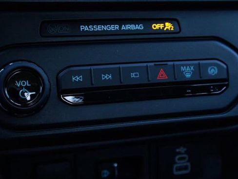 Used 2025 Ford Maverick Tremor AWD/4WD image 27