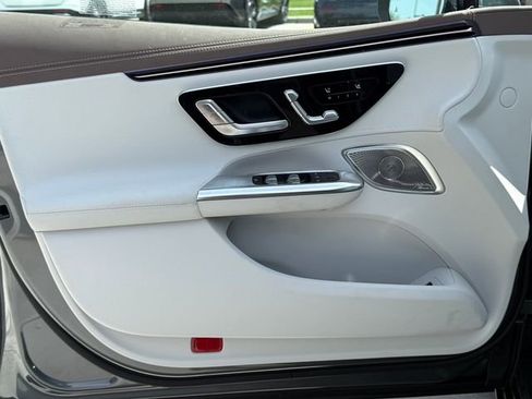New 2024 Mercedes-Benz EQE 350+ 4MATIC Sedan image 16