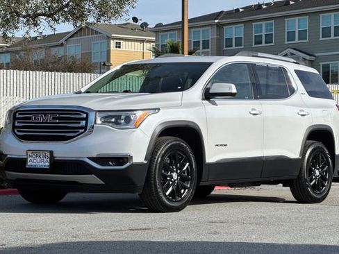 Used 2018 GMC Acadia SLT image 8